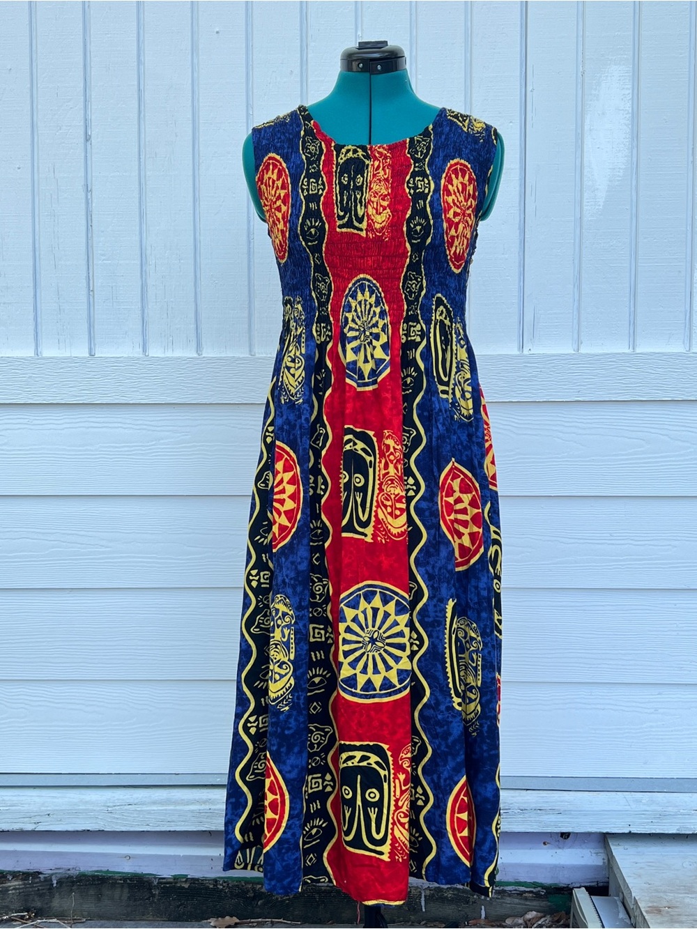 Tropic Threads: Sleeveless Maxi Tribal-Print Dress. Size XL.
